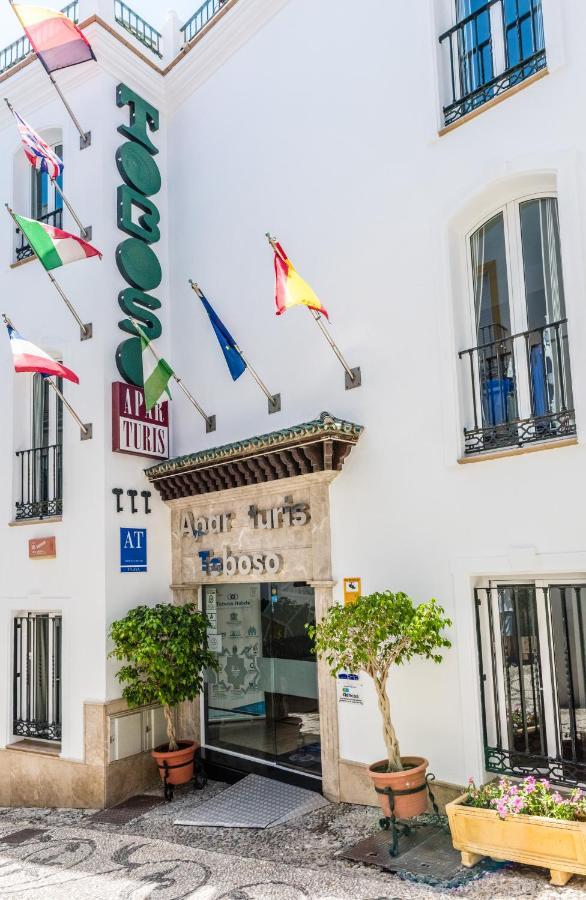 Toboso Apar - Turis Hotel Nerja Exterior foto