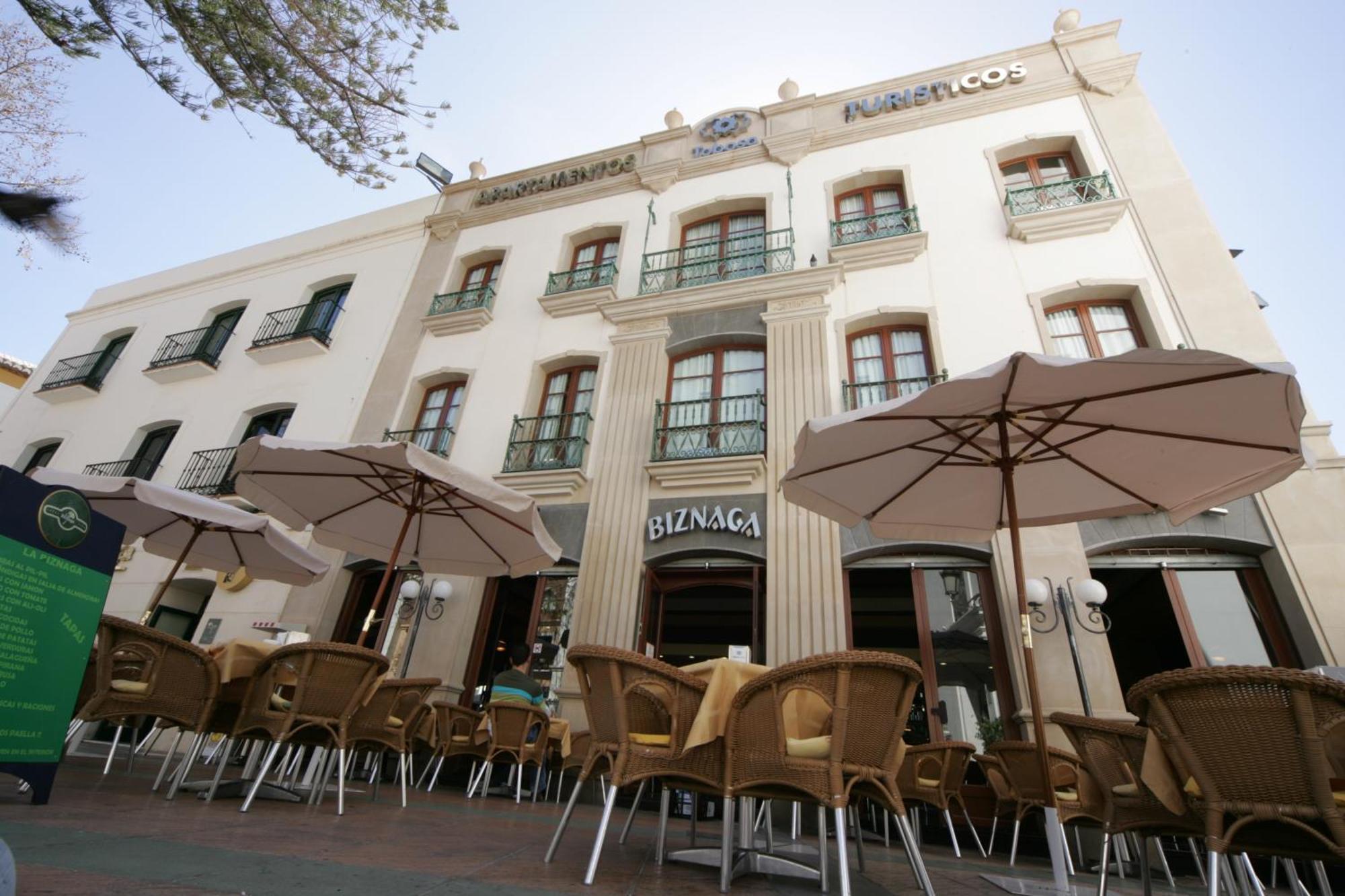 Toboso Apar - Turis Hotel Nerja Exterior foto